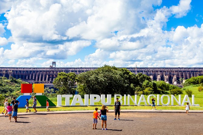 Visit to Itaipú Dam in Foz do Iguazu (Brazil)