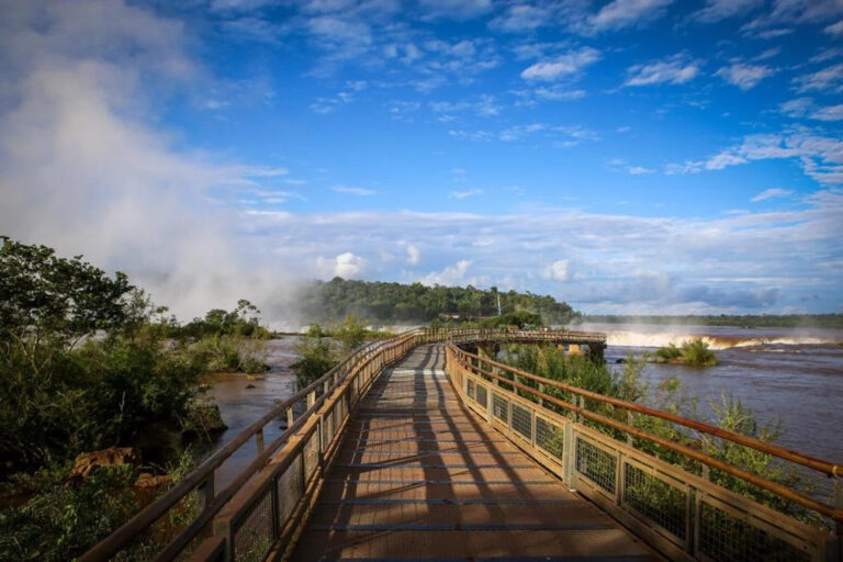 Iguazú Falls Reconstruction Works Begin at the Devil's Throat